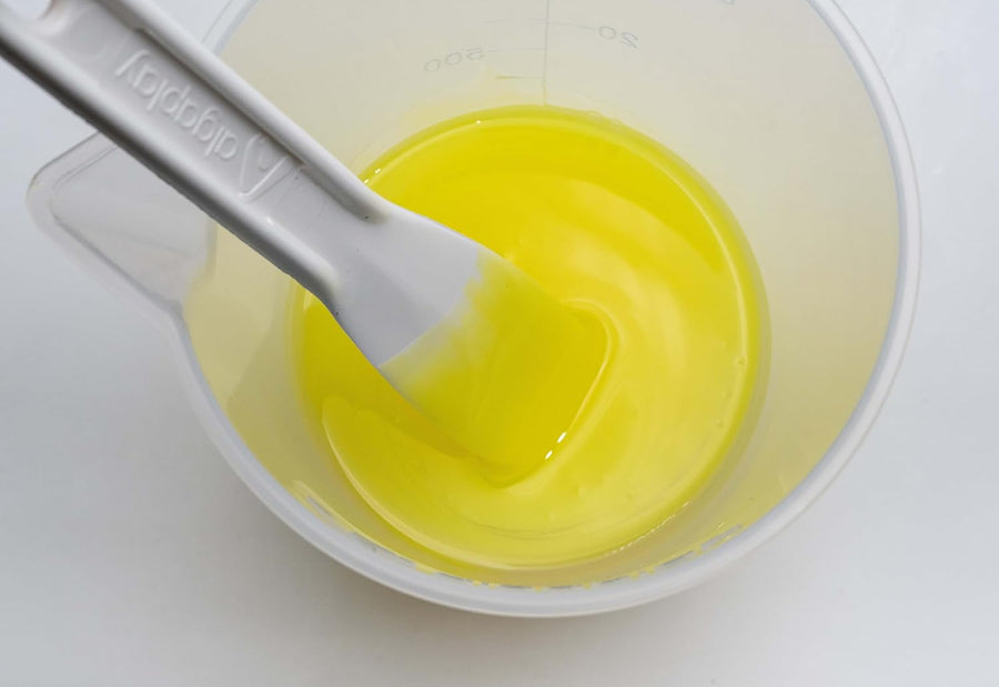 Leonardo Candle Kit Set for Candles with Wax and Silicone to Create Customized Moulds and Candles from Small Items